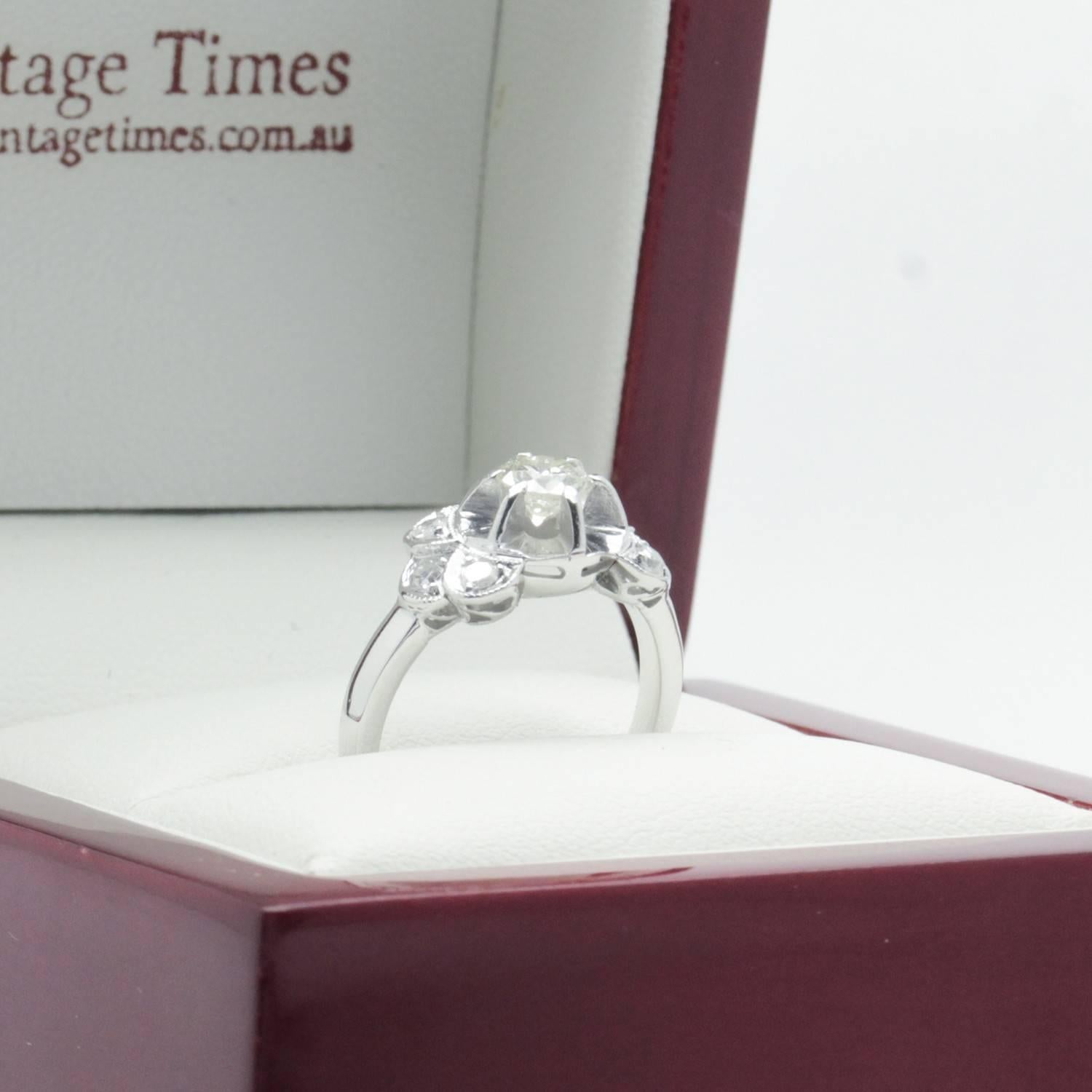 Art Deco Diamond Engagement Ring, Handmade Antique 1940s Ring For Sale 4