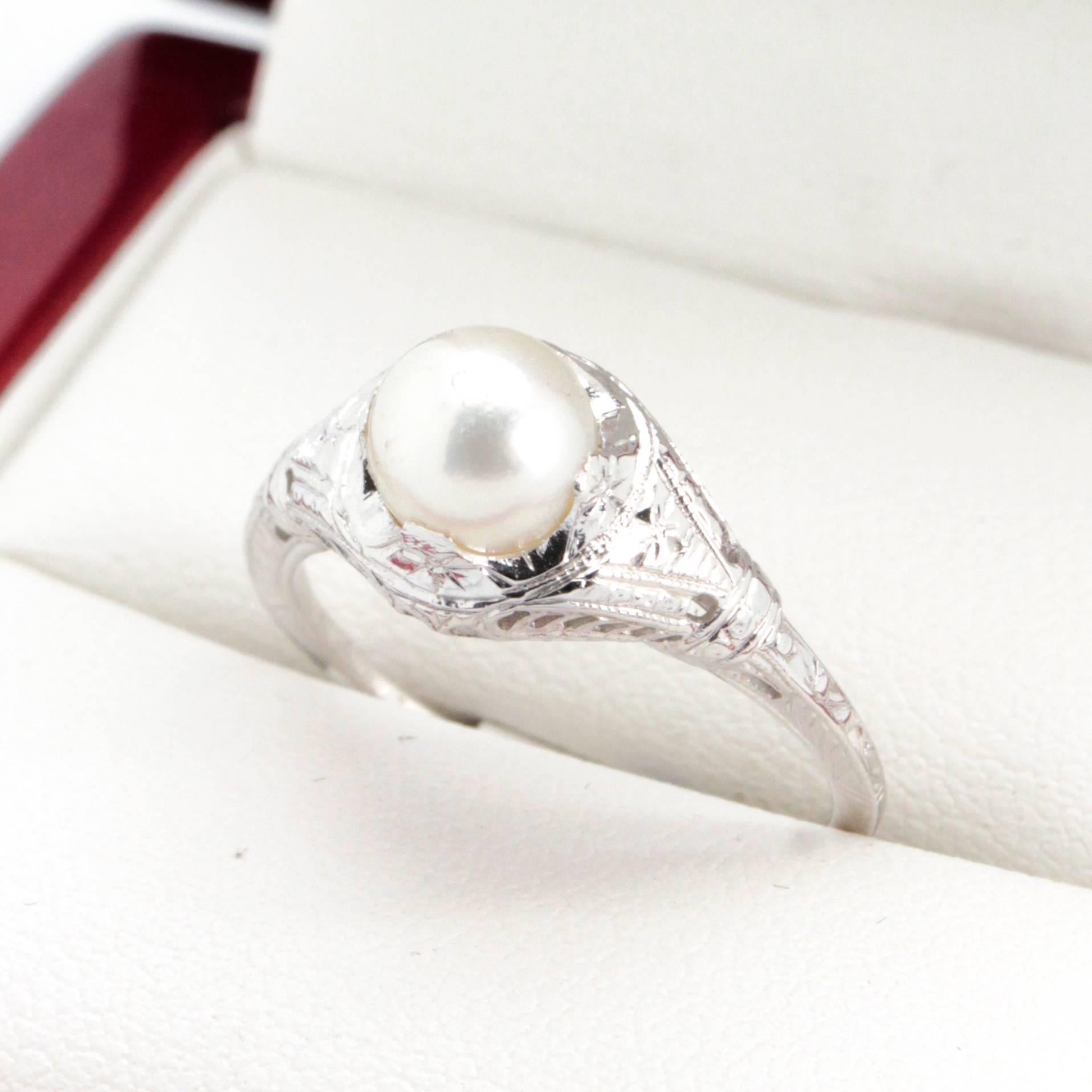 Antique Art Deco Pearl and Filigree Engagement or Cocktail Ring For Sale 4