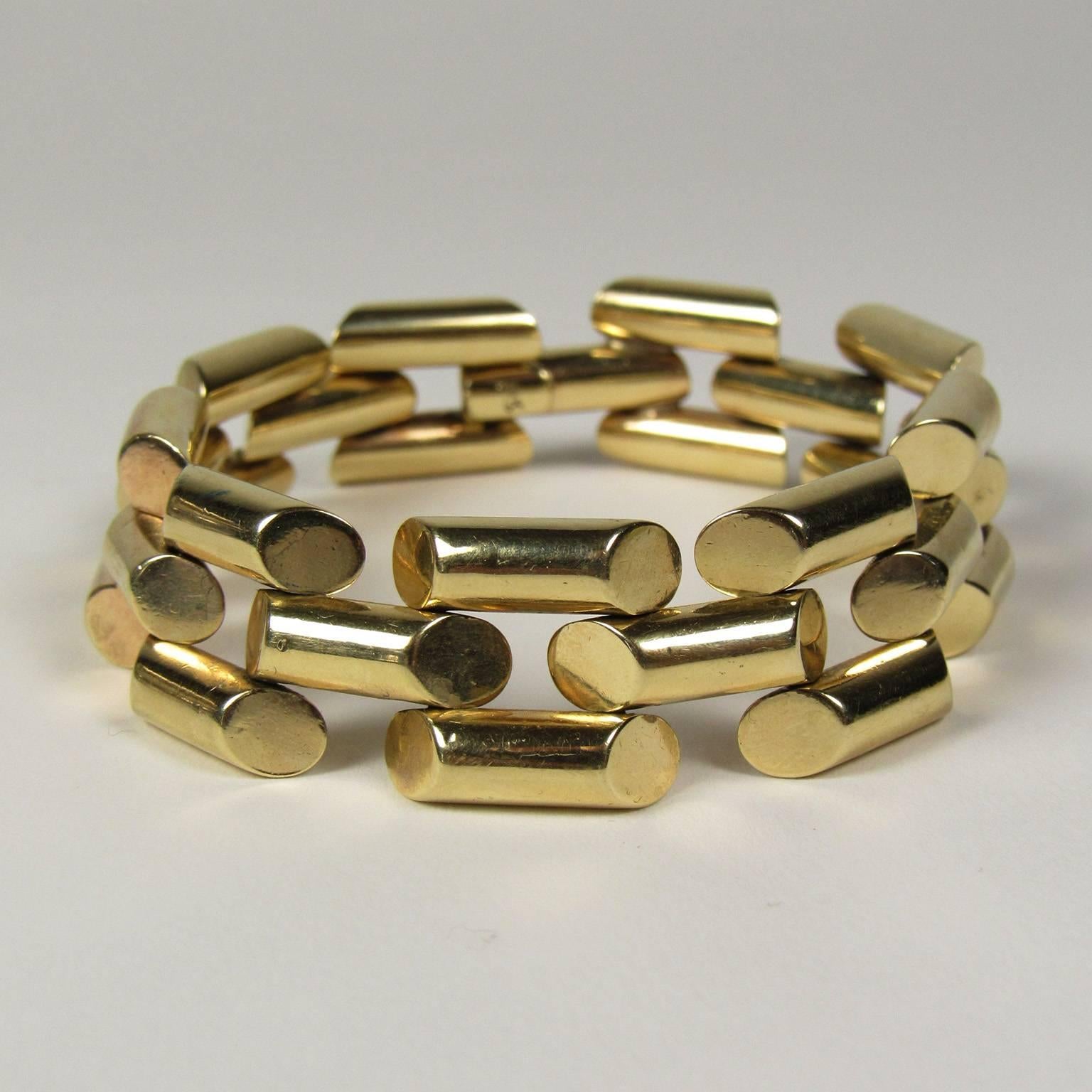 Vintage Modernist 14 karat Yellow Gold Link Bracelet, stamped14kt, no makers mark. High quality workmanship. Length: 7 3/4 inches; width: 5/8 inches. Approx. 30 dwt.