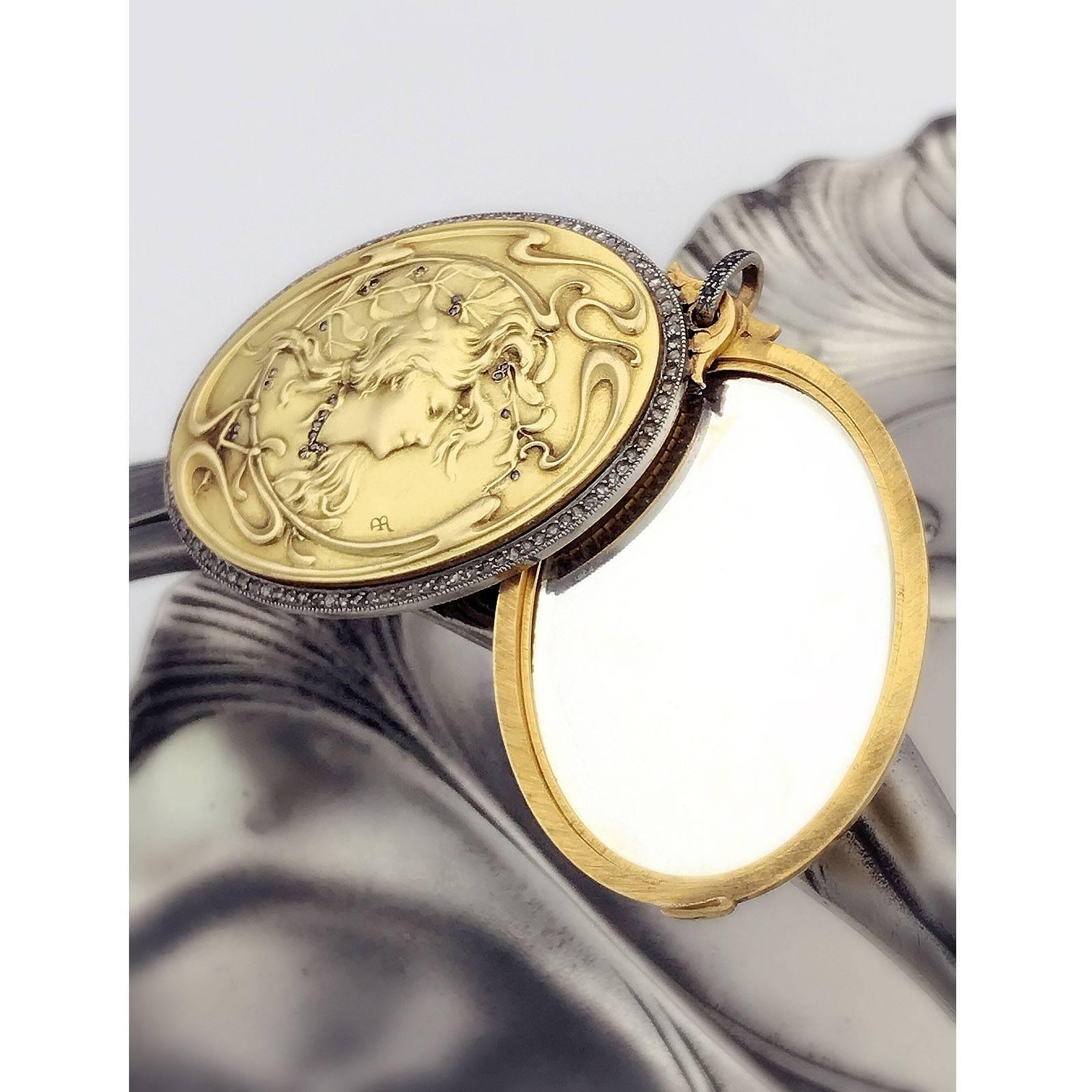 Women's Art Nouveau Gold Diamond Locket