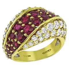 Anello in oro giallo 18 carati a più file con rubini e diamanti, 1,50 ct e 2,00 ct