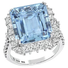 11.00ct Aquamarine 1.90ct Diamond 18k White Gold Ring