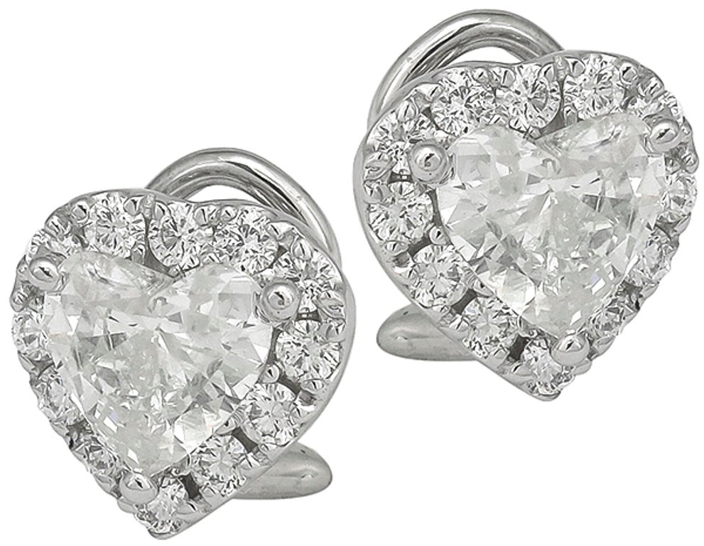 Heart Shaped Diamond White Gold Earrings In Excellent Condition In New York, NY