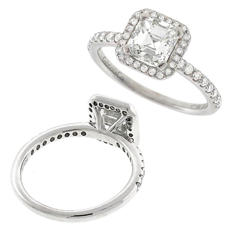 Women's Asscher Cut GIA Cert 1.16 Carat Diamond Gold Engagement Ring For Sale
