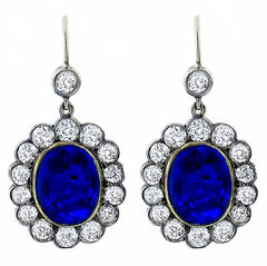 Boucles d'oreilles grappe de saphirs et de diamants