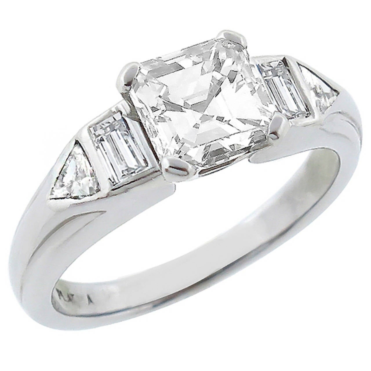 1960s GIA Certified 1.15ct Asscher Cut Diamond Ring For Sale