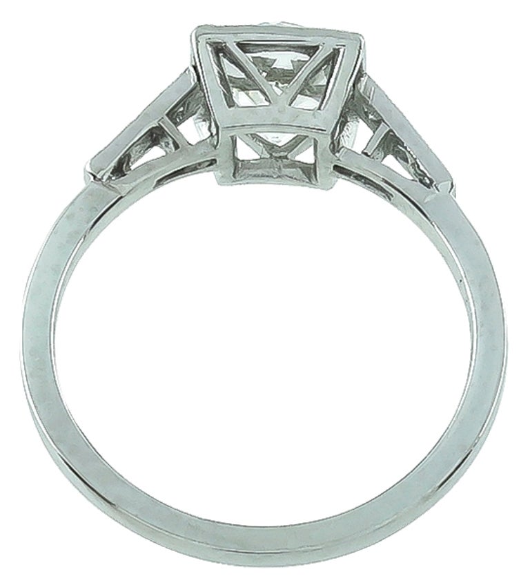 1.61ct. Verlobungsring aus Platin mit Diamant im alteuropäischen Minenschliff Damen im Angebot