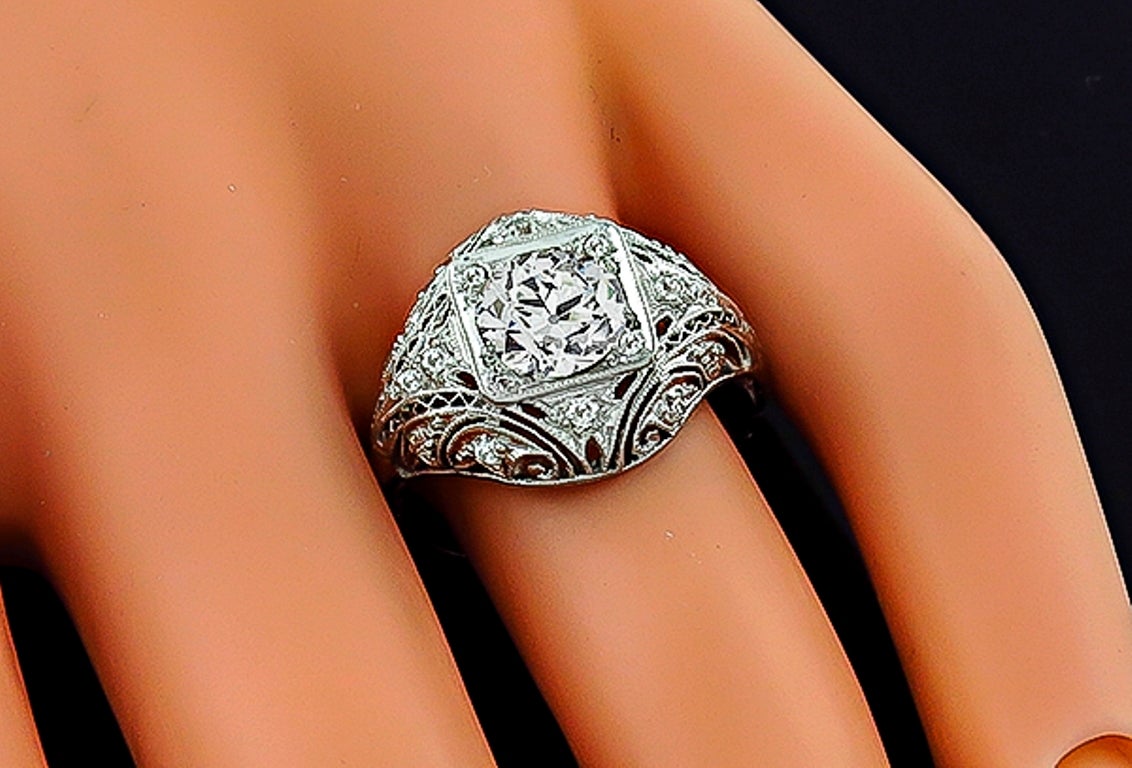 Bague de fiançailles Art déco en platine avec diamant taille européenne ancienne de 1,22 carat Neuf - En vente à New York, NY