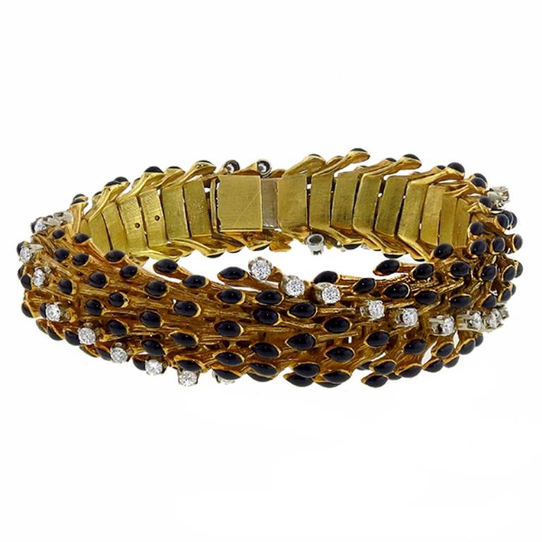 1960s Enamel Diamond Gold Bracelet In Excellent Condition In New York, NY