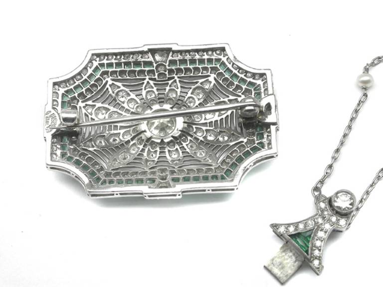 Women's Art Deco Emerald Diamond Platinum Pin/Pendant Necklace