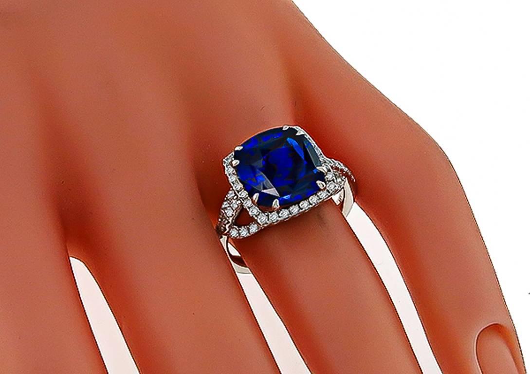 Women's Natural 5.16 Carat Cushion Cut Sapphire Diamond Gold Ring For Sale