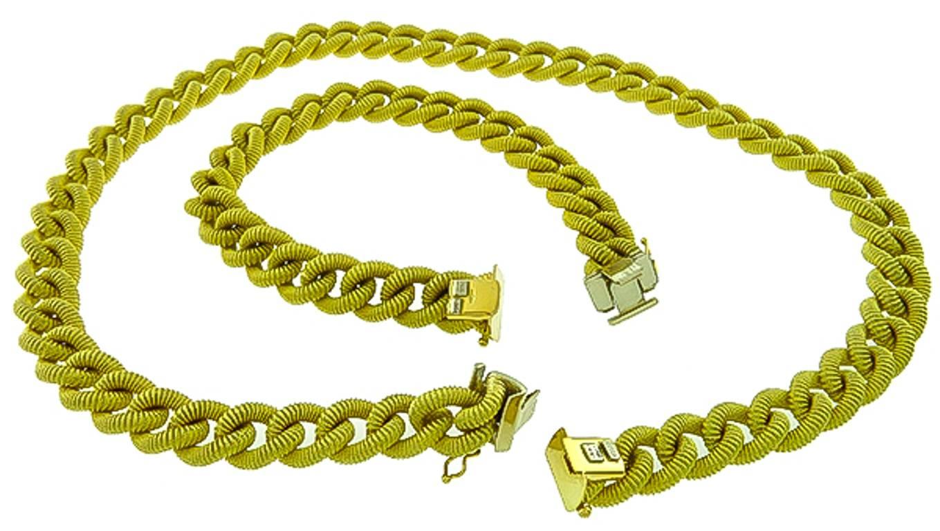 Women's Gold Link Necklace and Bracelet Set