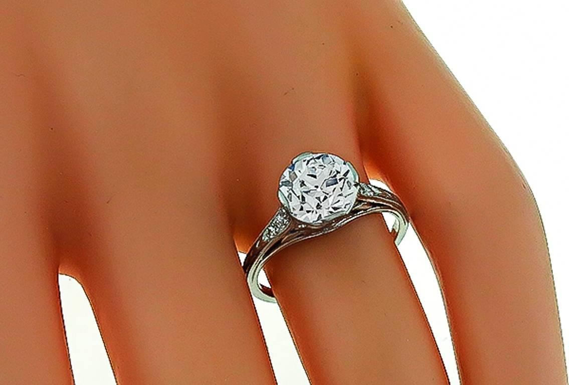 Verlobungsring aus Platin mit 2,05 Karat Diamant im Zustand „Neu“ im Angebot in New York, NY
