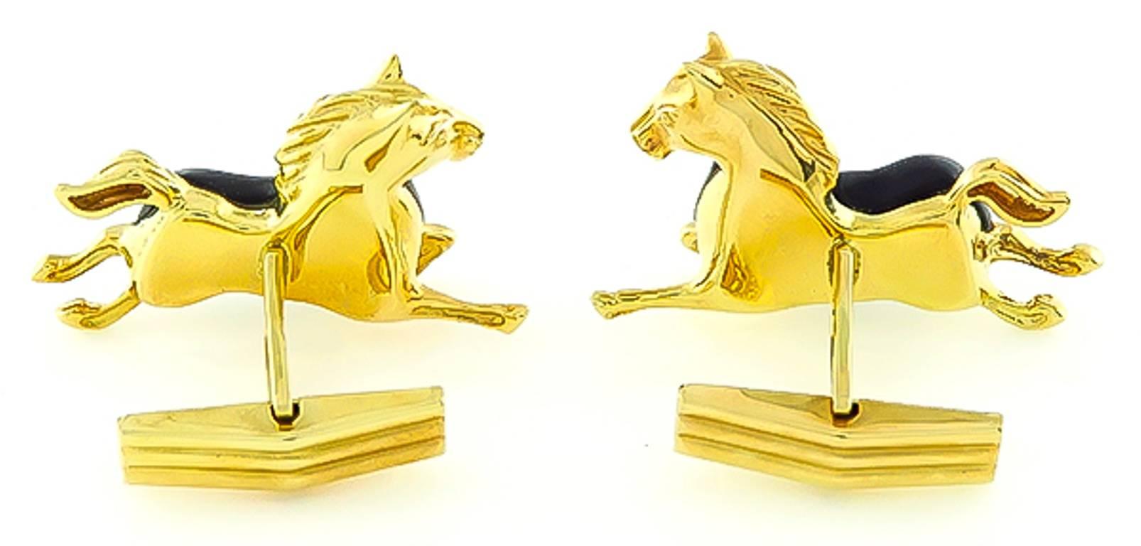 Asch Grossbardt Yellow Gold Horse Cufflinks In Excellent Condition In New York, NY