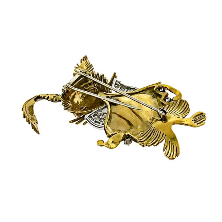 1950s Enamel Diamond Gold Hare Pin Brooch In Excellent Condition In New York, NY