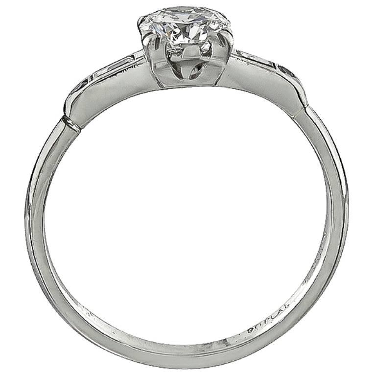 Remarquable bague de fiançailles avec diamant de 0,67 carat certifié GIA Unisexe en vente