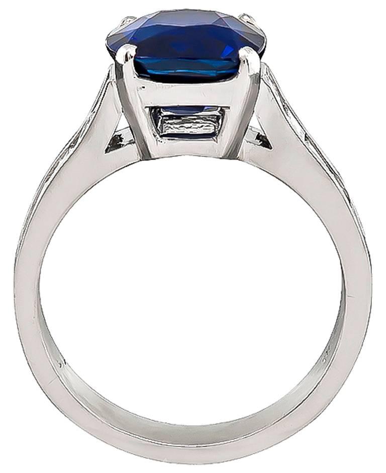 Women's or Men's Stunning 4.17 Carat Sapphire Diamond Engagement Ring