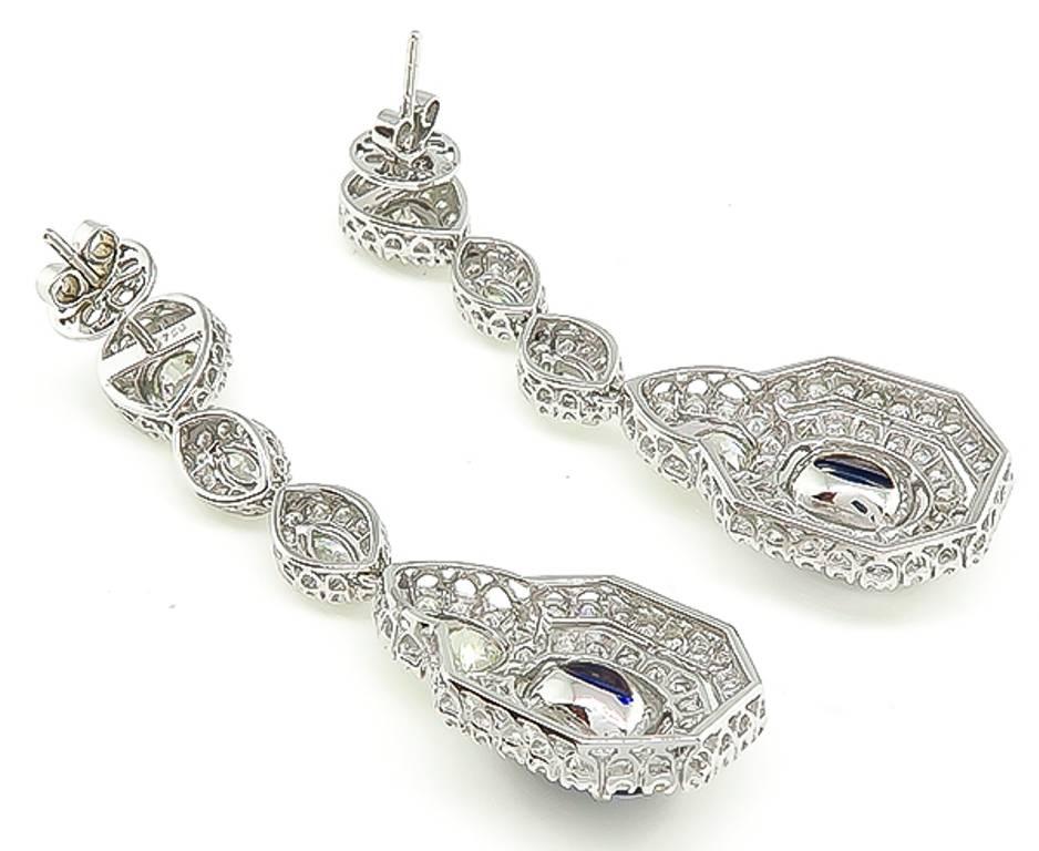 Amazing Sapphire Diamond Gold Drop Earrings In New Condition For Sale In New York, NY