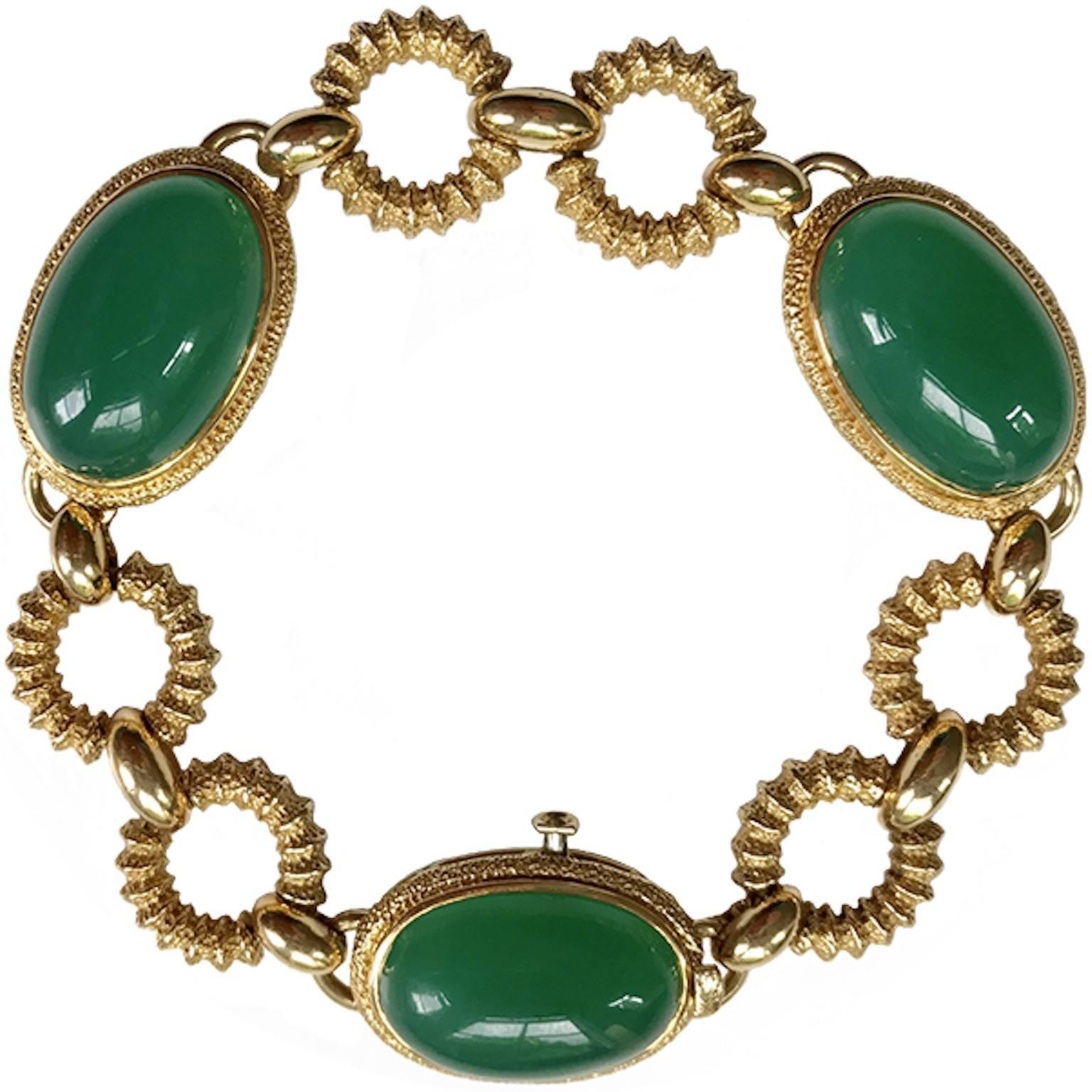 Circa 1960 Van Cleef & Arpels 18 Karat Gold Green Agate Bracelet For Sale