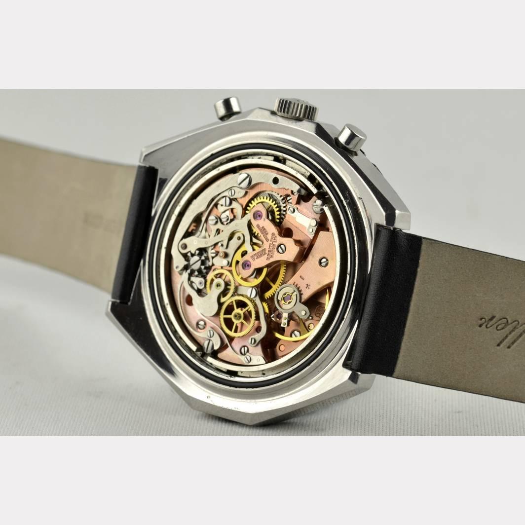 Vintage Classical Breitling Navitimer Pilot Chronograph, 1969 In Good Condition For Sale In Berlin, DE