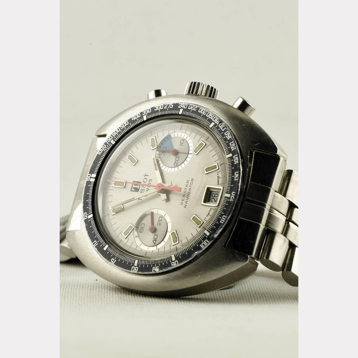 Klassisches Vintage-Chronograph mit Datums- Tissot Seastar Navigator, 1970er Jahre im Zustand „Gut“ in Berlin, DE