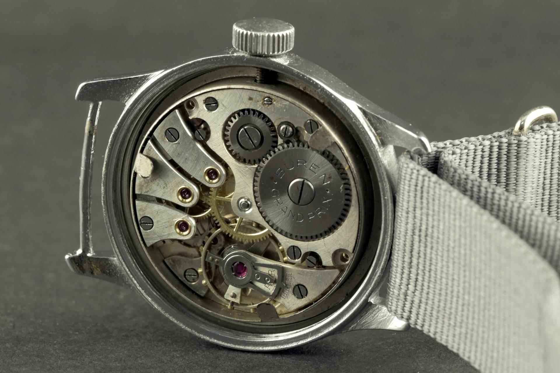 Buren Stainless Steel German Army WW II Official Military Wristwatch, 1940 3