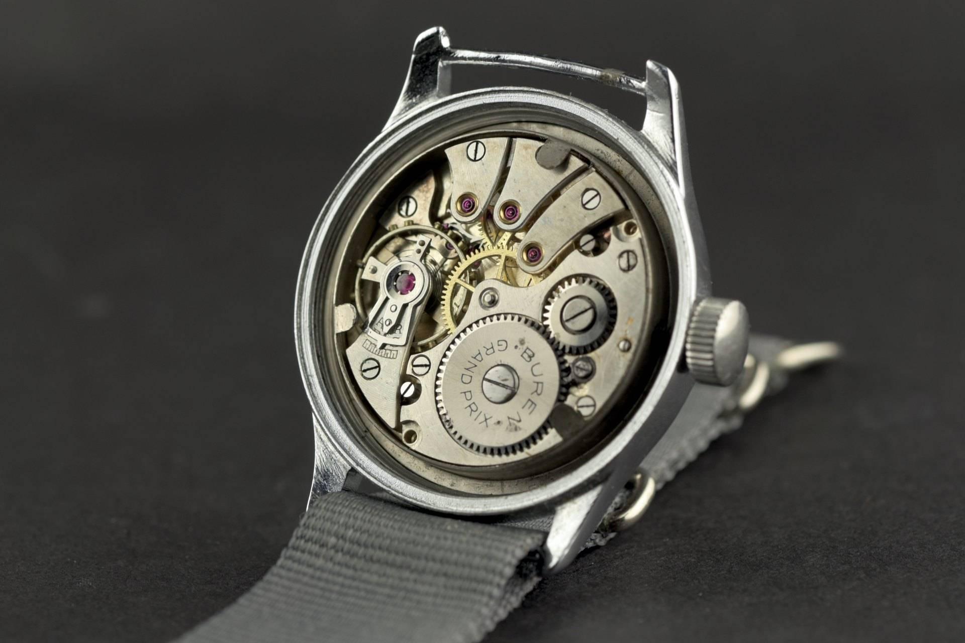 Buren Stainless Steel German Army WW II Official Military Wristwatch, 1940 5