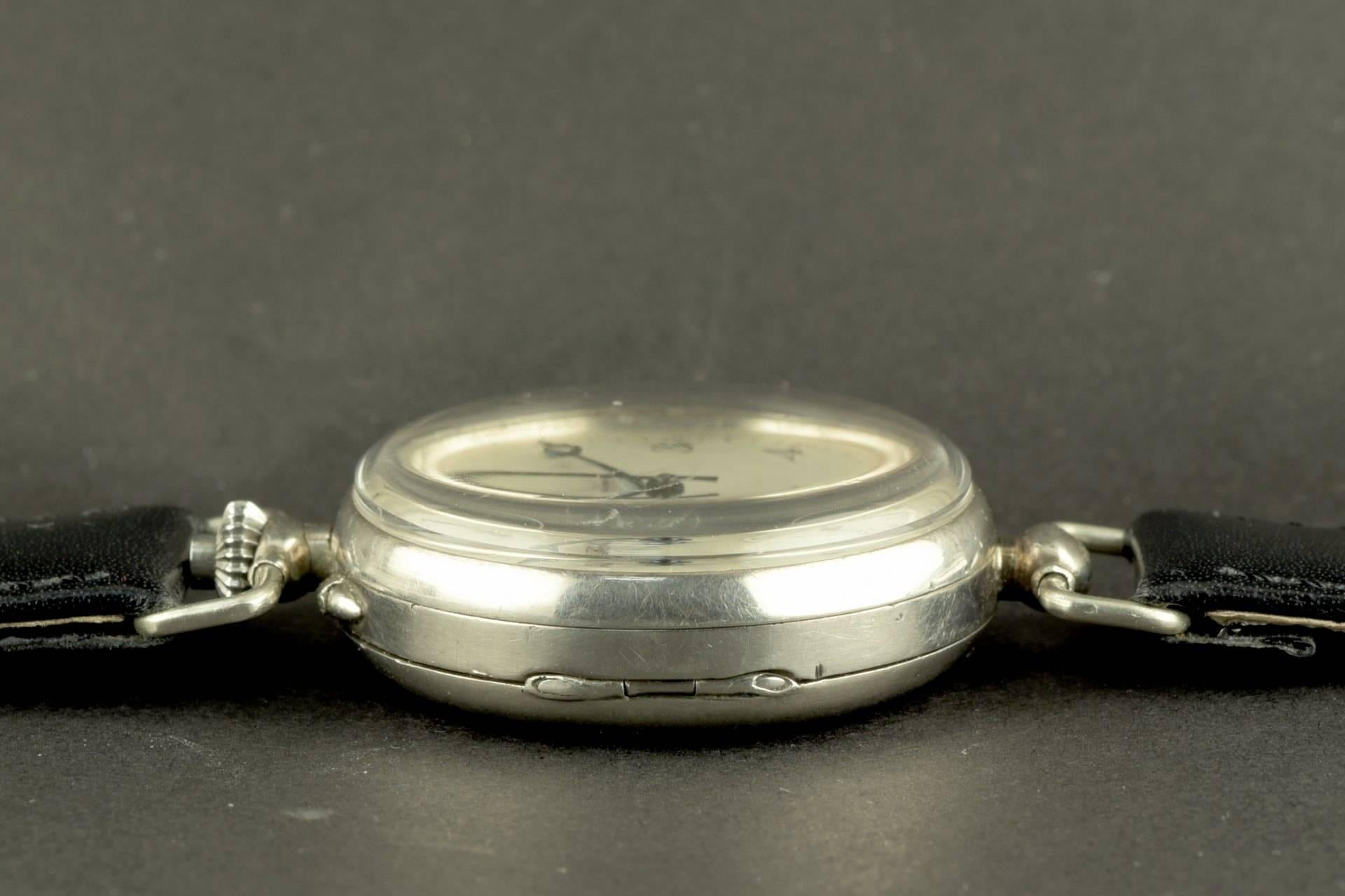 Henry Moser Sterling Silver Chronograph Jumping Minute Wristwatch, 1920s In Good Condition For Sale In Berlin, DE