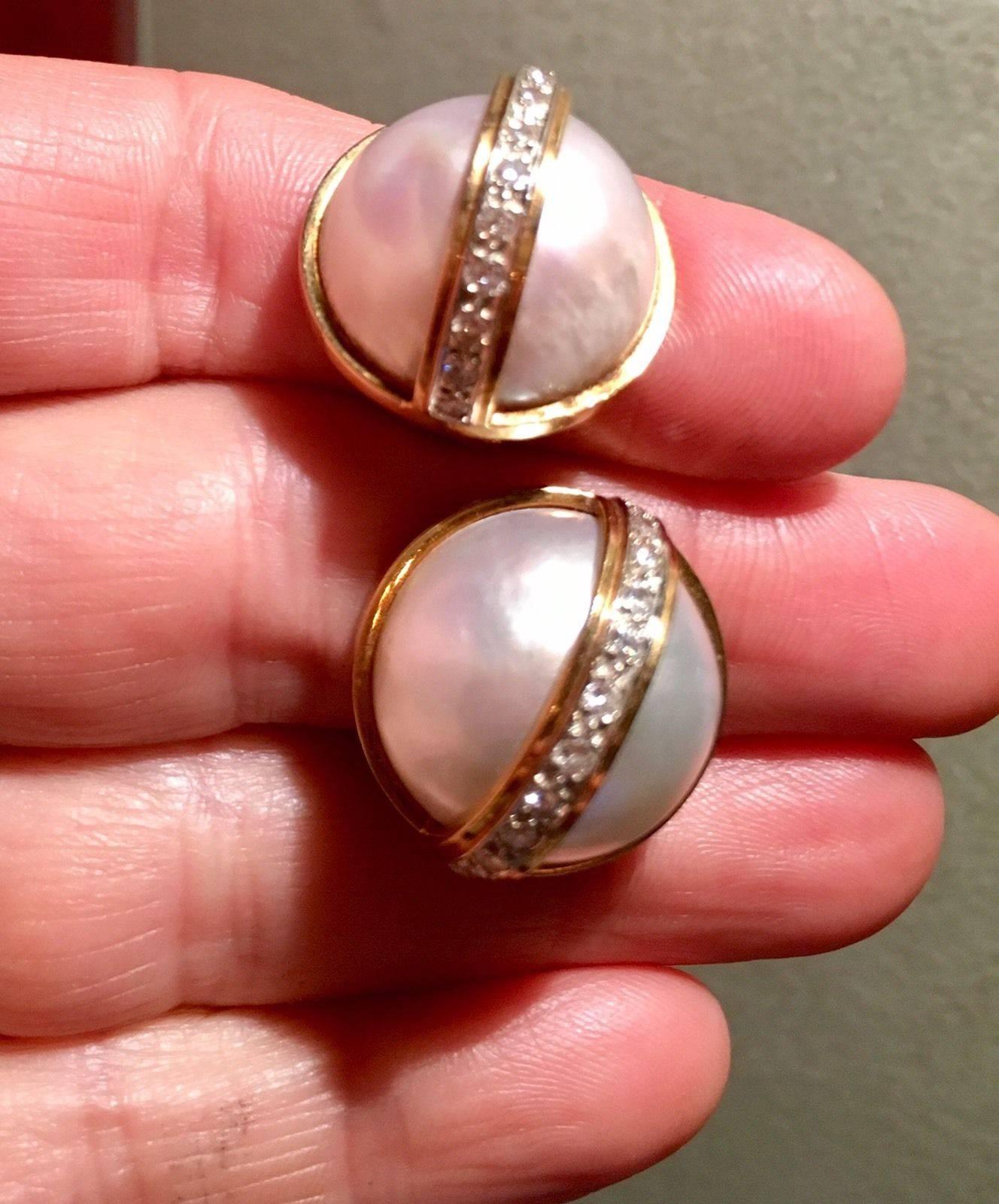 Gold Mabe Pearl and 0.50 Carats Diamonds Gold Clip Earrings, 1990s 1