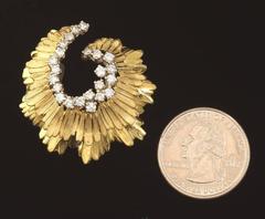 14 Karat VS 1.25 Carat Diamond Swirl Brooch Pin Pendant for Necklace