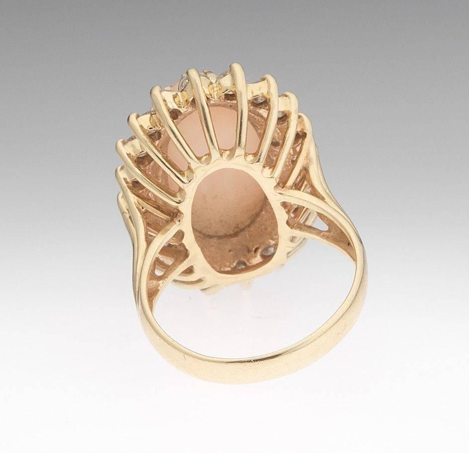  Large Angel Skin Coral  Diamond Gold Cocktail Ring In Excellent Condition For Sale In Shaker Heights, OH