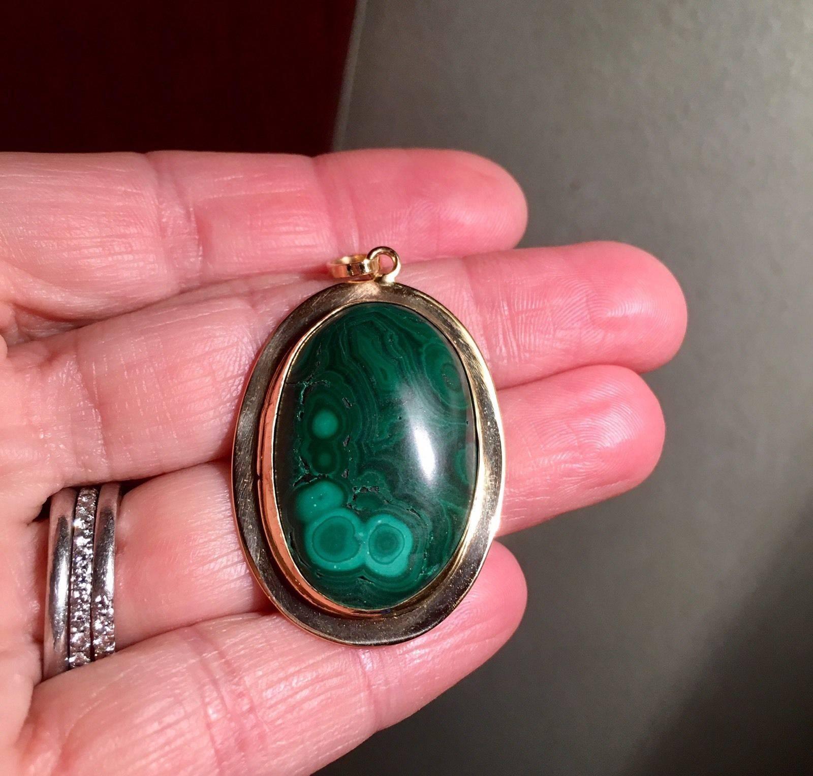 Large 20 Karat Yellow Gold Russian Oval Malachite Pendant for Necklace 1