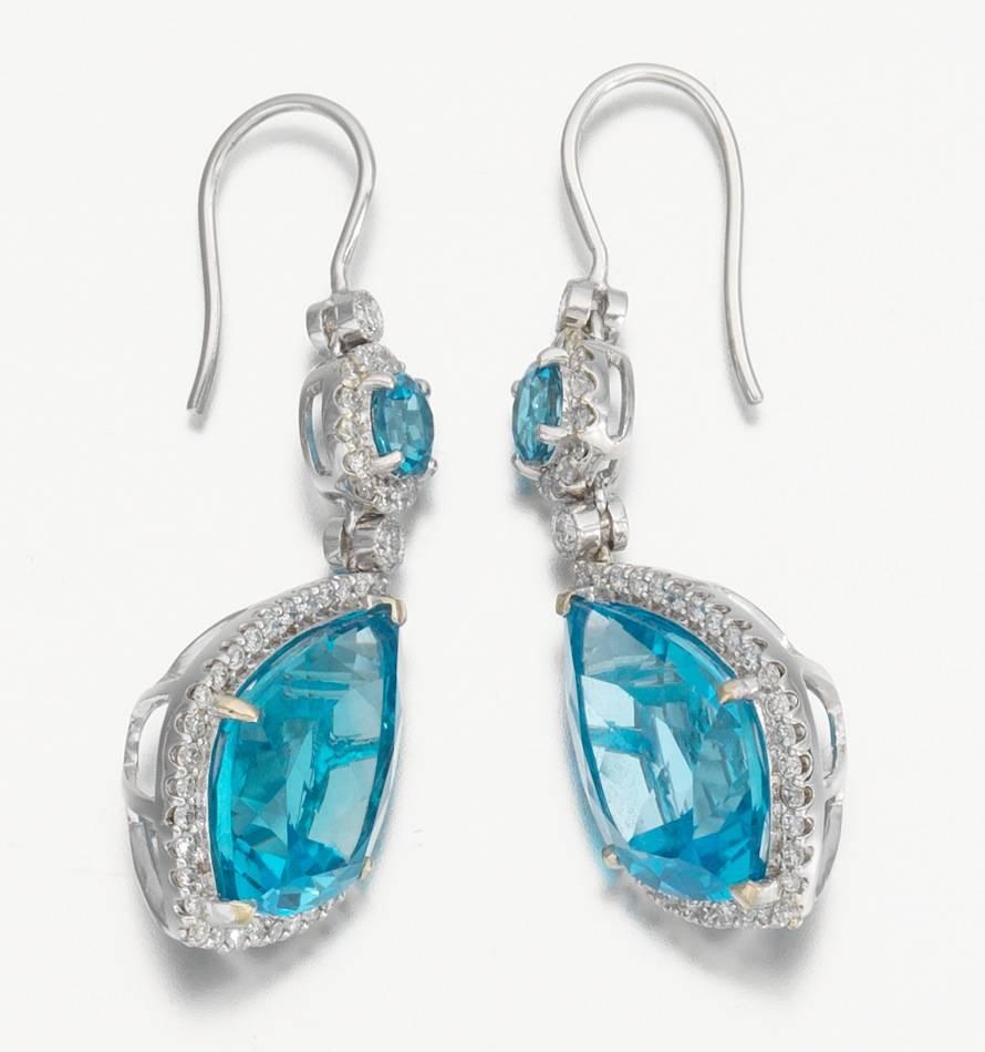Diamond Halo Topaz Dangle Drop Earrings In Excellent Condition For Sale In Shaker Heights, OH