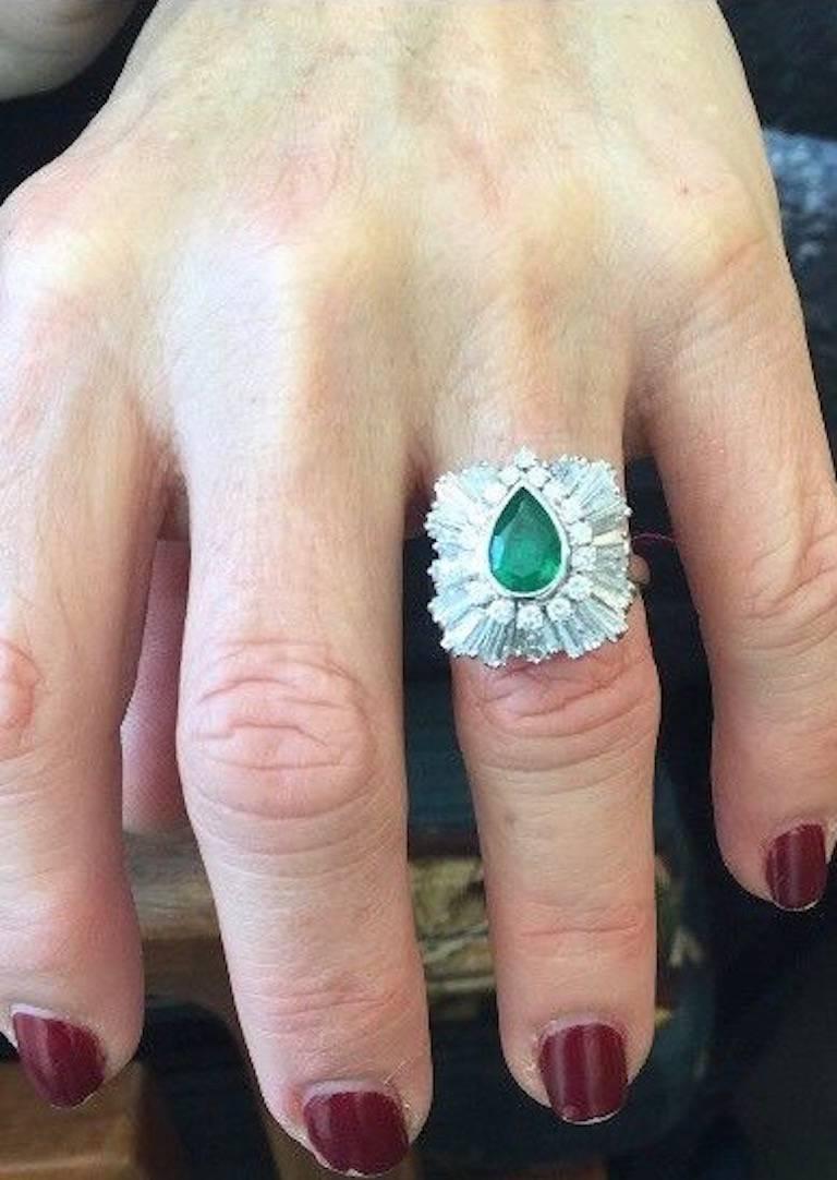 1950s 4.13 Carat Platinum Emerald VS Diamond Ballerina Ring Convertible Pendant  For Sale 2