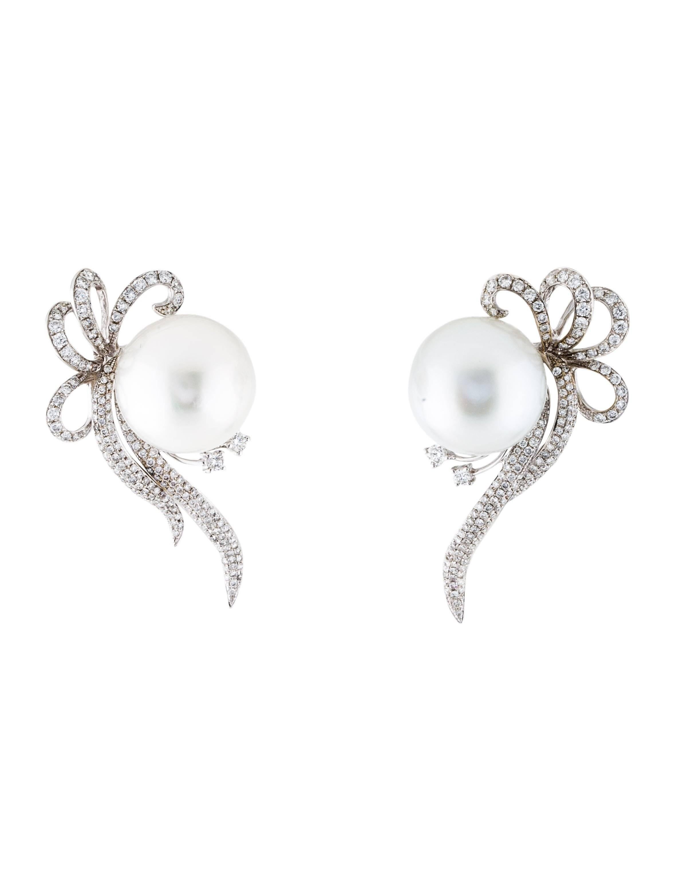 Stunning 18 Karat Gold 3.56 Carat Diamond Cultured Pearl Earrings 1