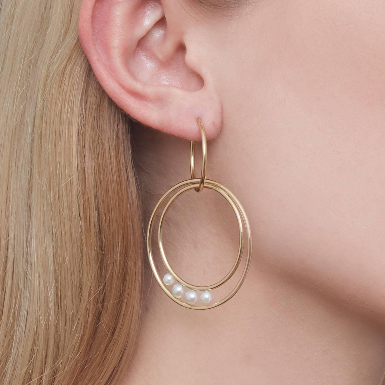 Women's Cushla Whiting Planetary Pearl Gold Hoop Earrings For Sale