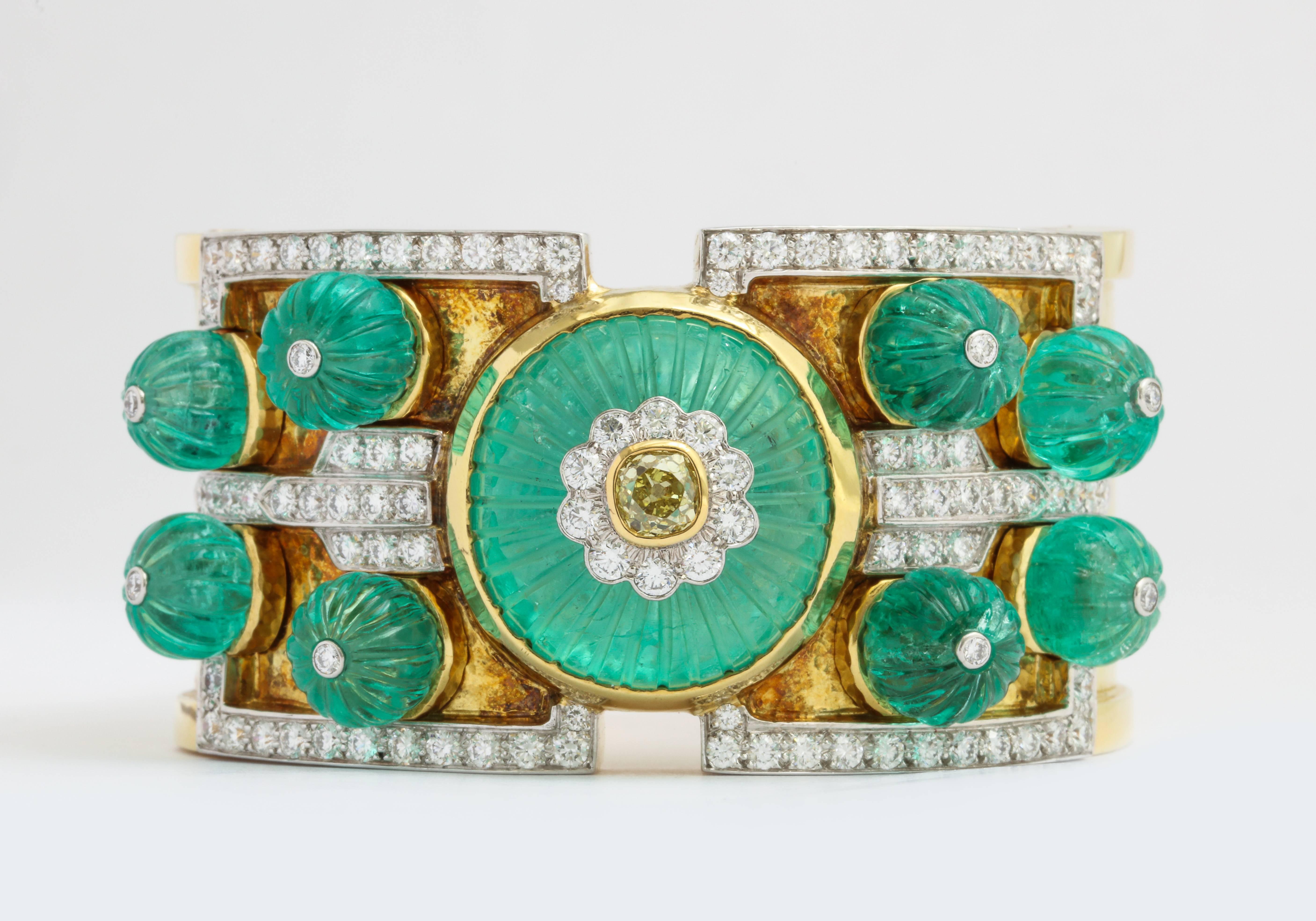 David Webb Carved Emerald Diamond Gold Bangle Bracelet 1