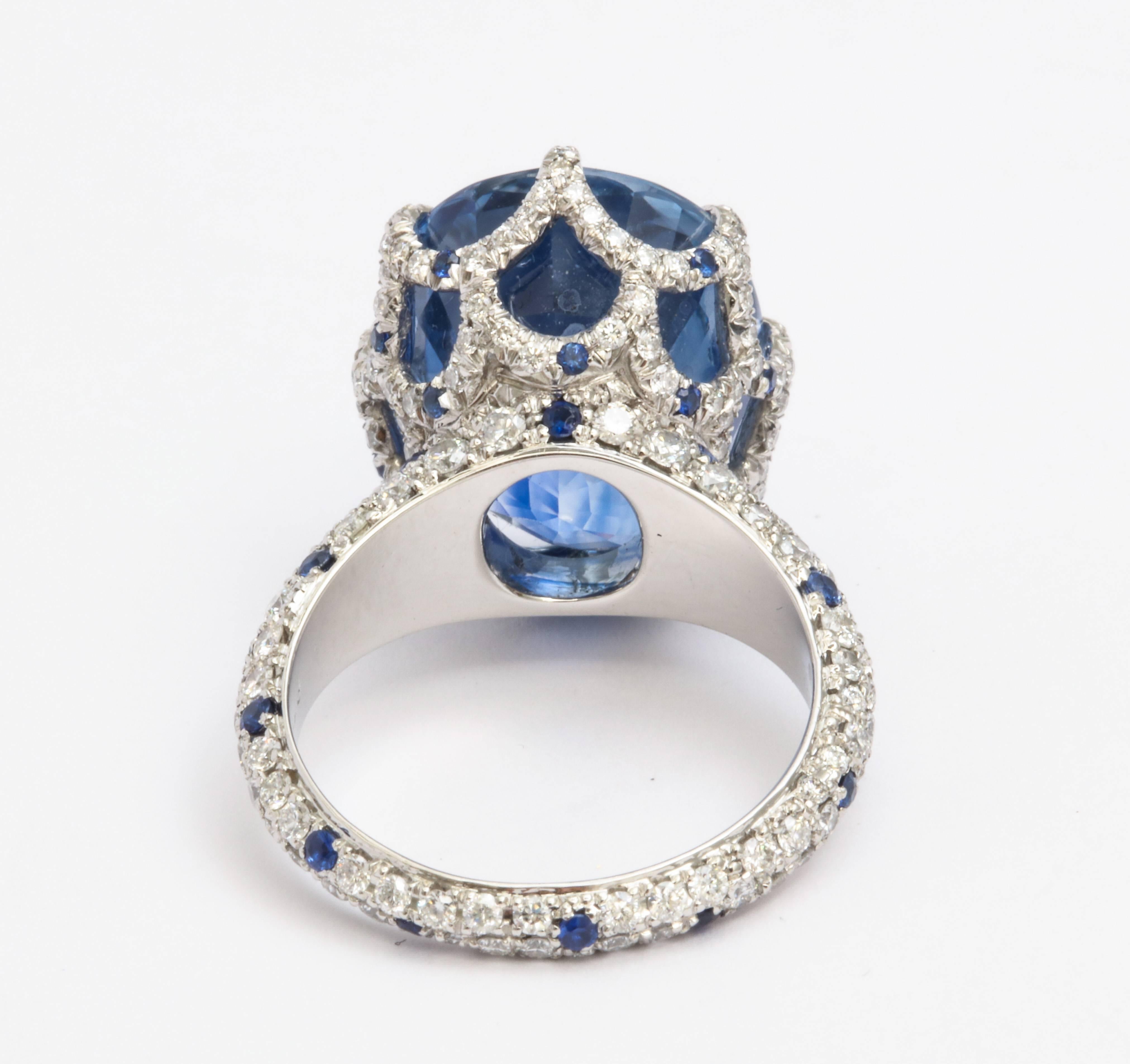 AGL Certified 16 Carat Ceylon Sapphire Diamond Cocktail Ring en venta 2