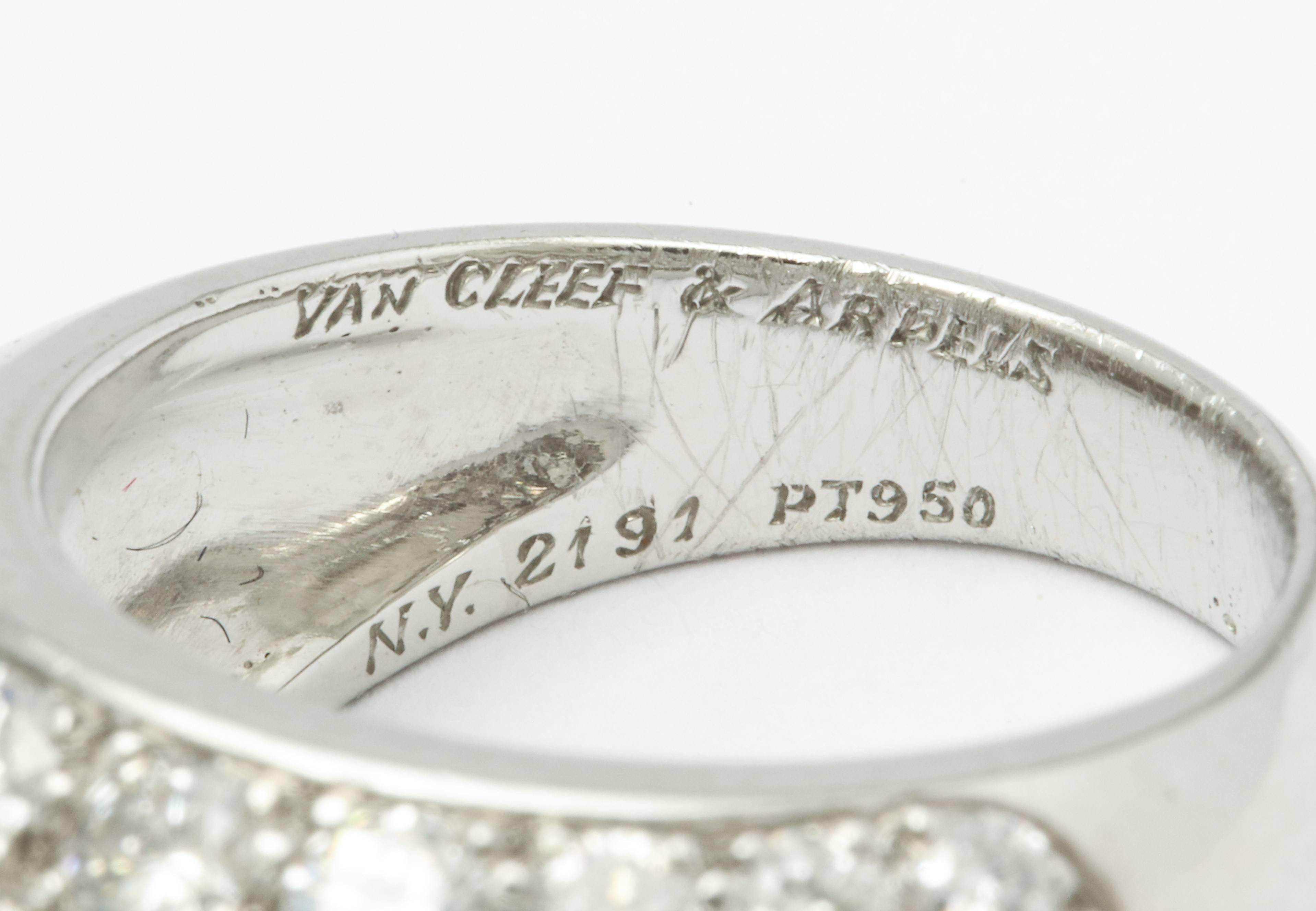 Van Cleef & Arpels New York Pave Diamond Platinum Chevalière Ring 3