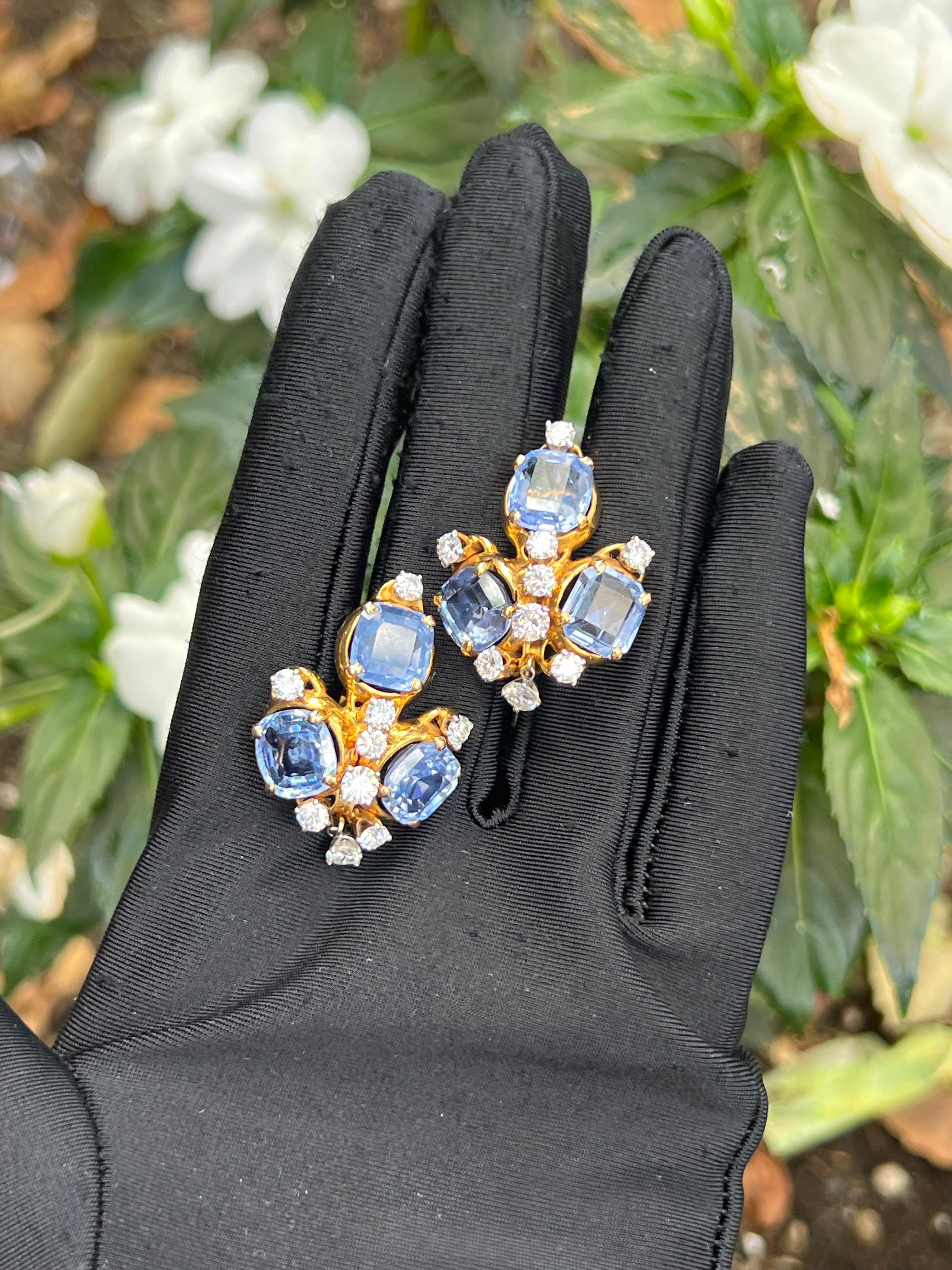 Taille coussin Boucles d'oreilles saphir et diamant en vente