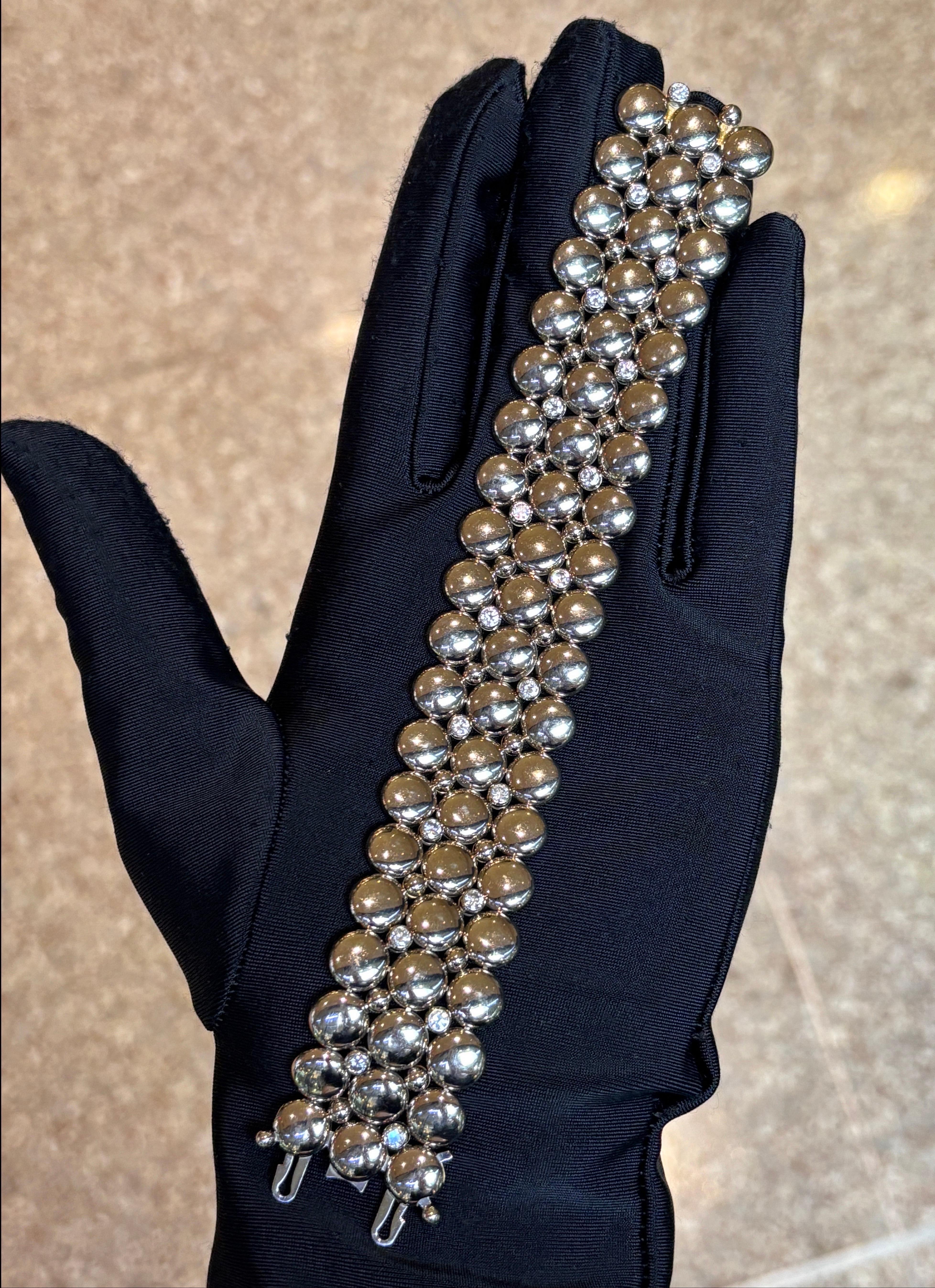 Cartier Bracciale reversibile bicolore in oro e diamanti in vendita 2