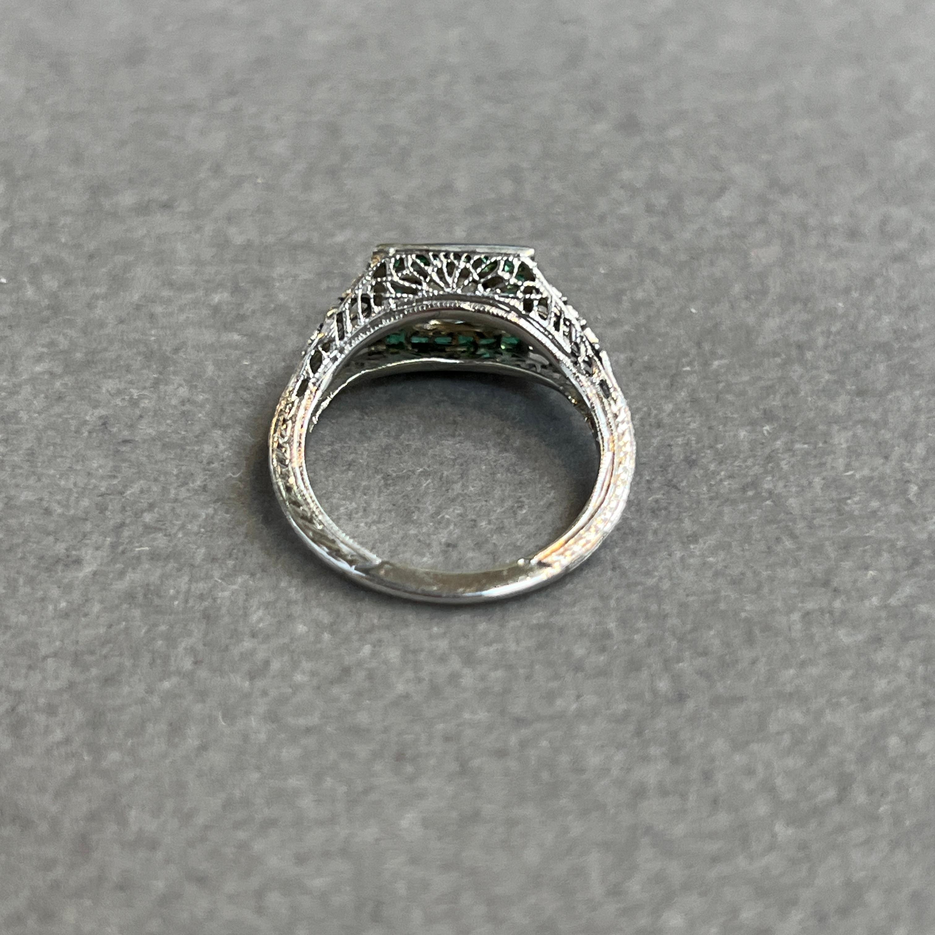 Art déco-Ring mit Smaragd und Diamant Damen im Angebot