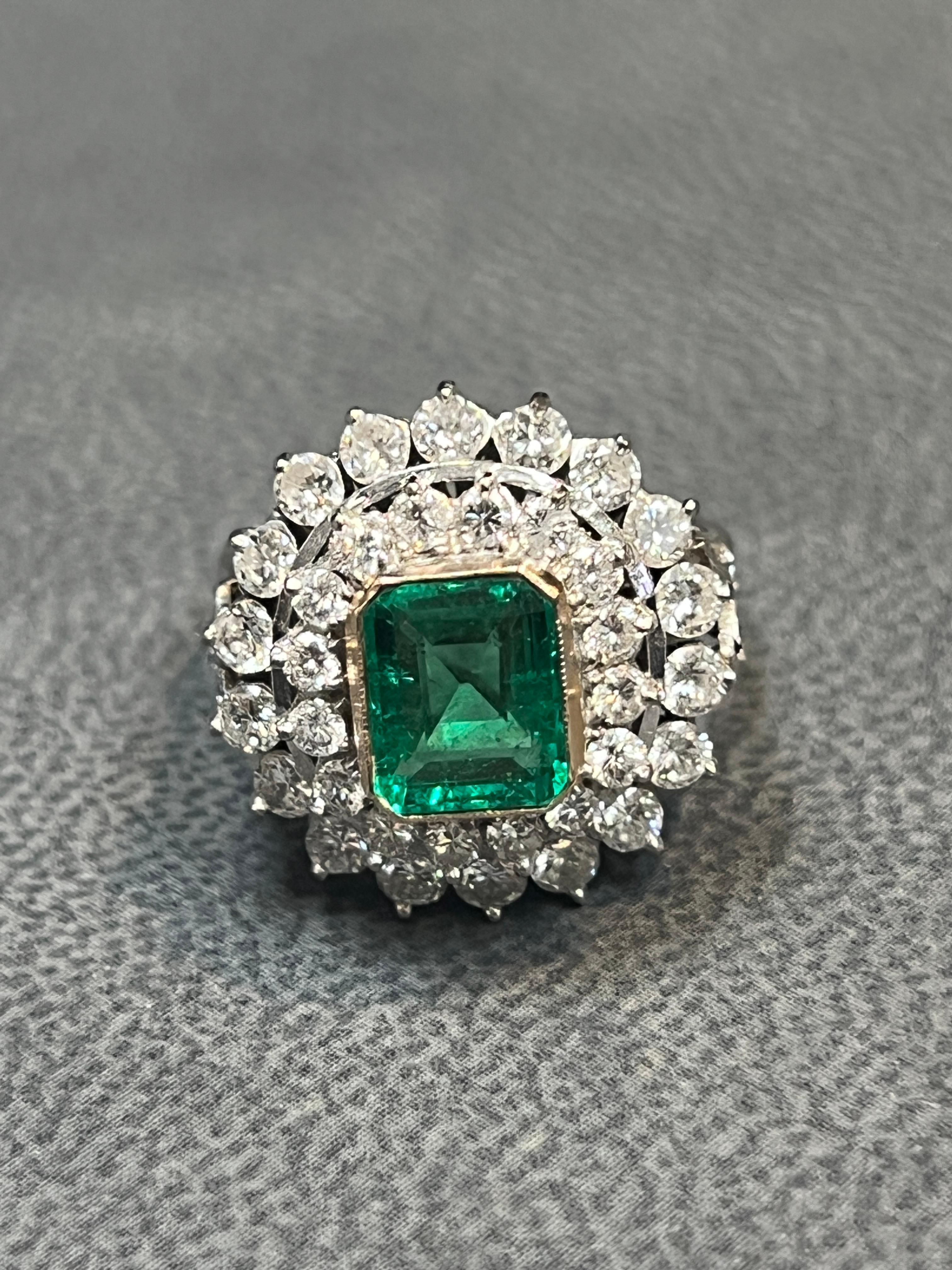 Smaragd & Diamant Ring im Angebot 2