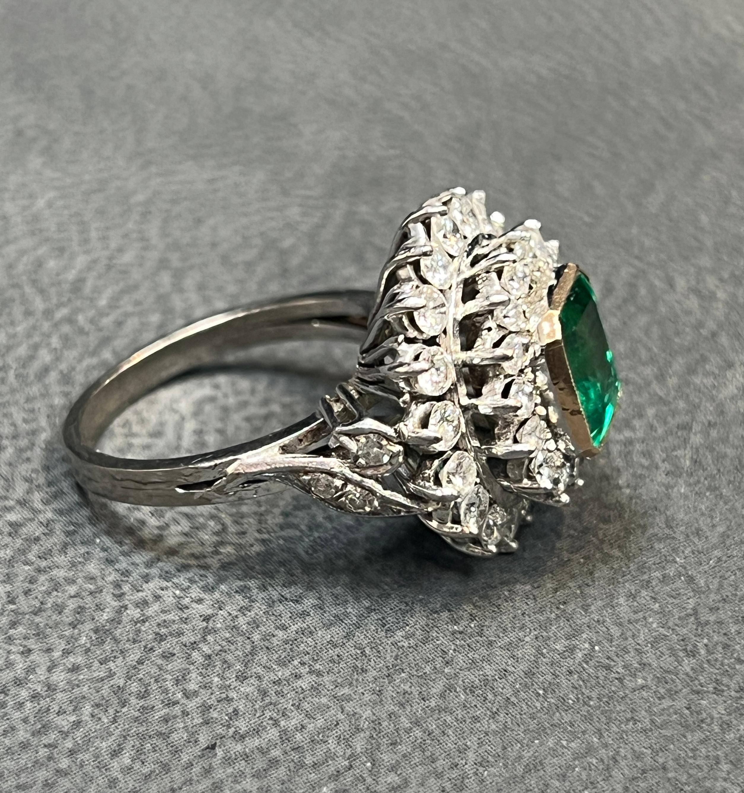 Smaragd & Diamant Ring Damen im Angebot