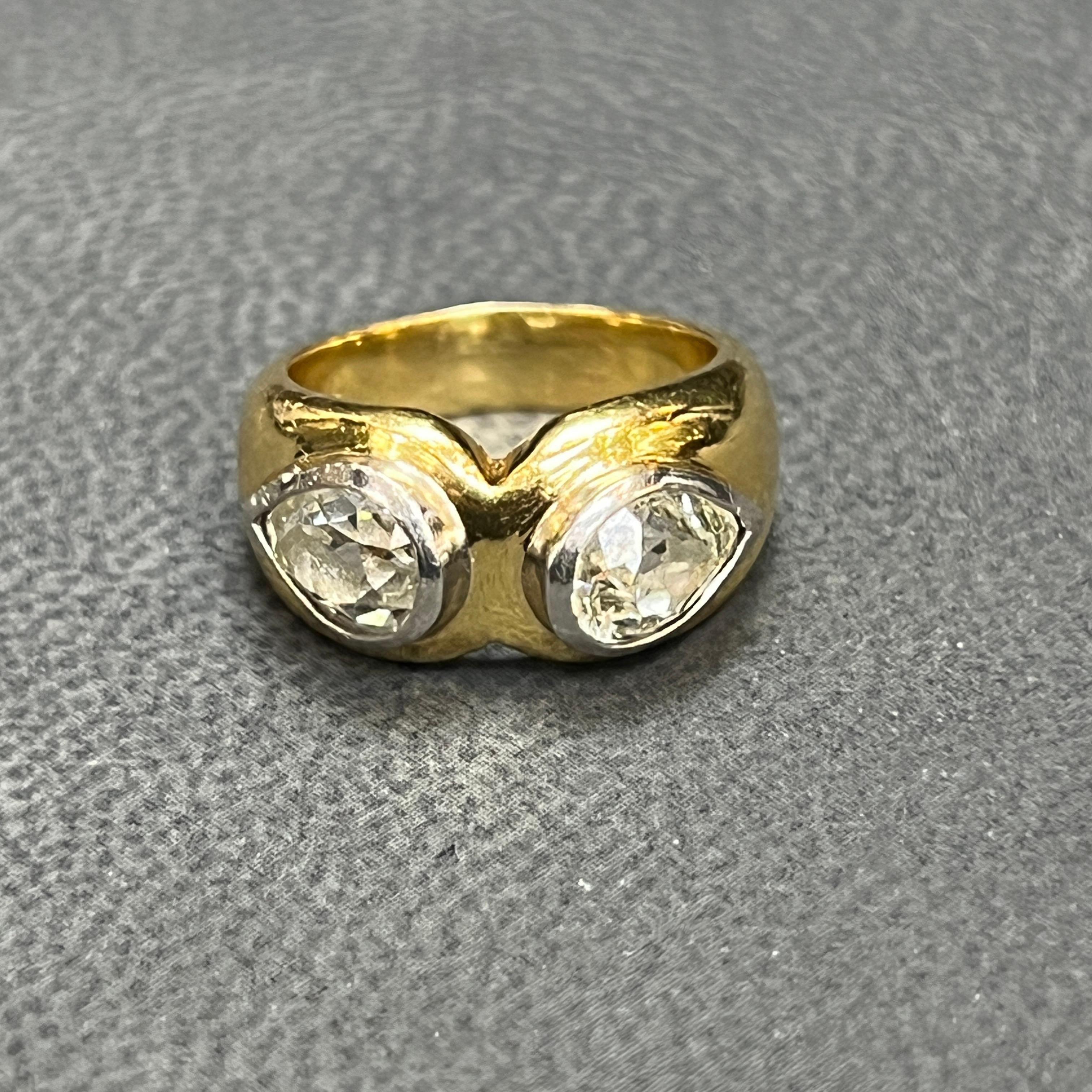 Anello con diamante a forma di pera In condizioni ottime in vendita a New York, NY