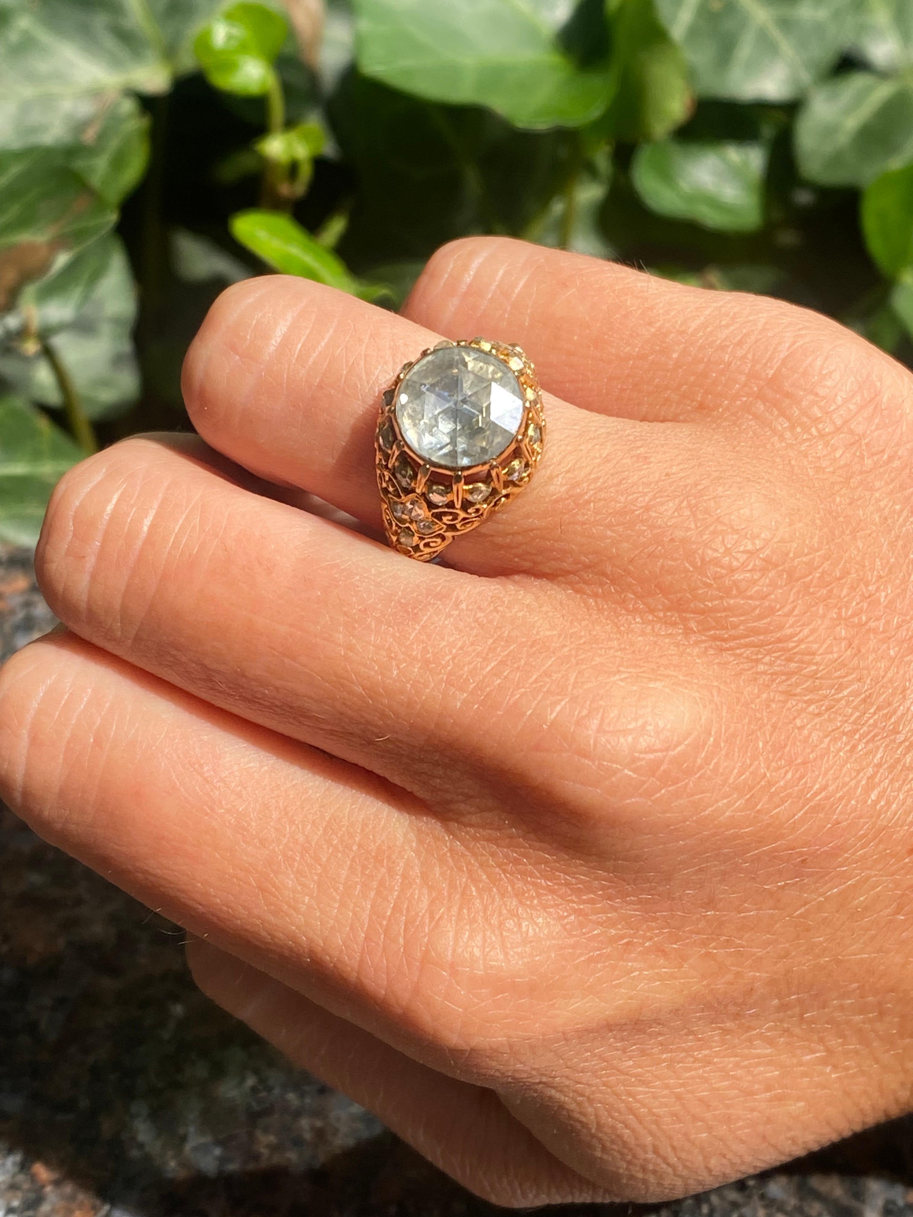 Antiker Diamantring im Rosenschliff

Ringgröße: 4.5

Kostenfreie Größenanpassung

Gramm Gewicht: 6,6 Gramm 

Metall Typ: 14 Karat Gelbgold 