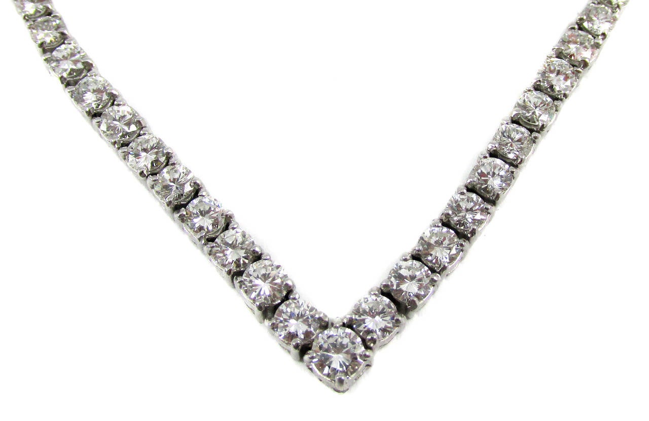 Elegant VShaped Diamond Platinum Line Necklace For Sale at 1stdibs