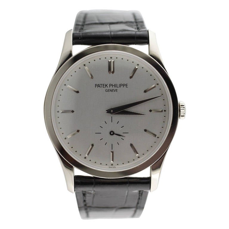 Patek Philippe White Gold Calatrava Wristwatch Ref 5196G For Sale