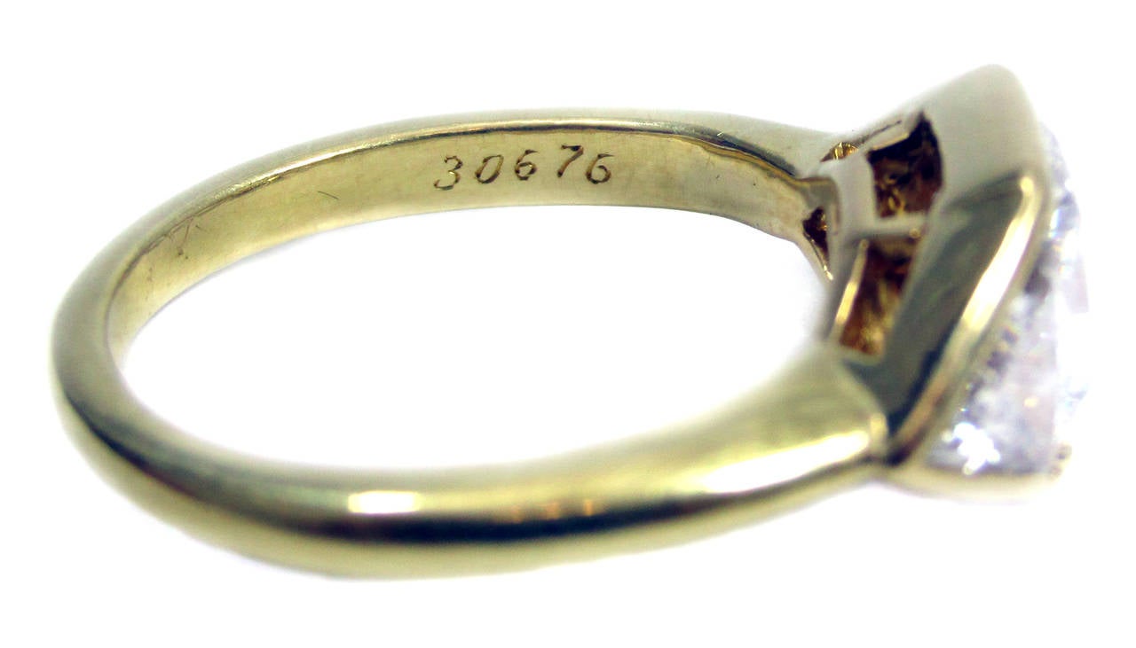 Women's Cartier 1.86 Carat Diamond Gold Starburst Ring