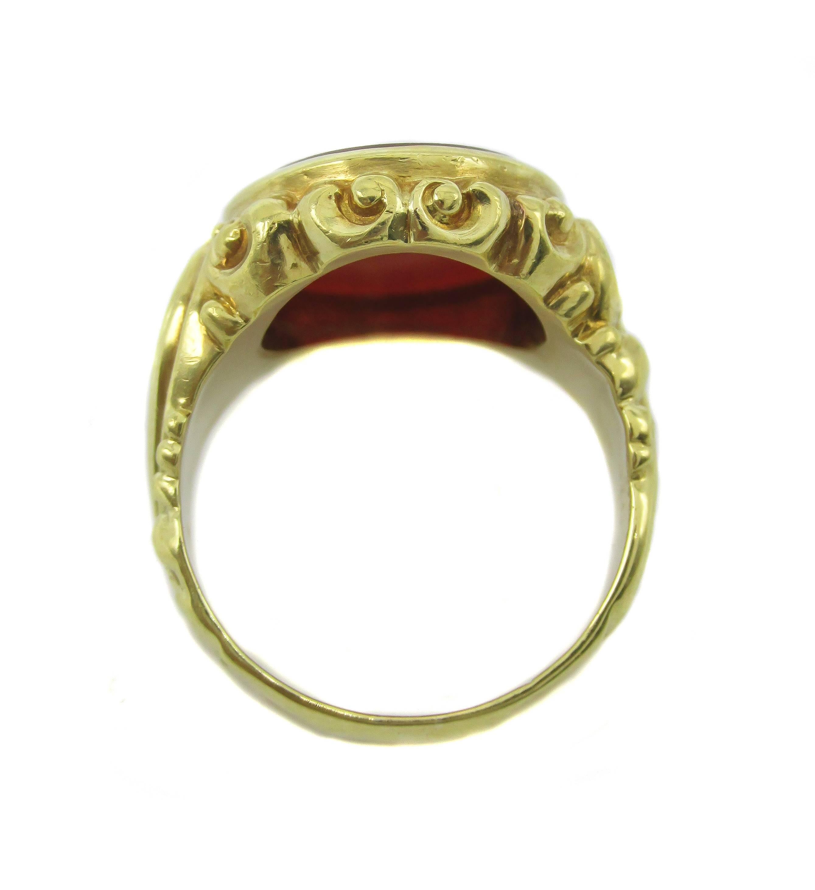 Women's or Men's 1890s Late Victorian Carnelian Gold Seal Ring 